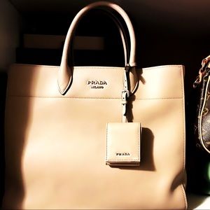 Prada Milano beige leather handbag. Never used!